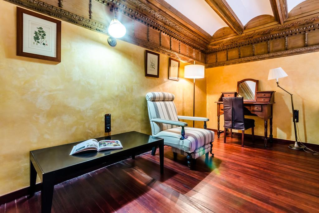 Hospederia Palacio Papa Luna Illueca Ngoại thất bức ảnh