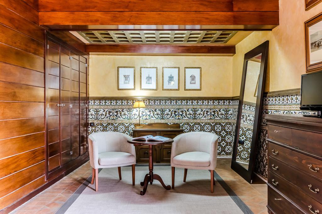 Hospederia Palacio Papa Luna Illueca Ngoại thất bức ảnh